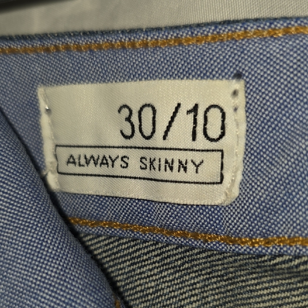 GAP Women's Distressed Blue Skinny Jeans - Picture 3 of 4
